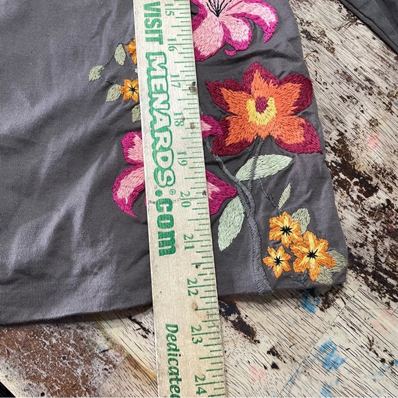 Floral Embroidered Button-Up Top - Brown - Picture 6 of 7